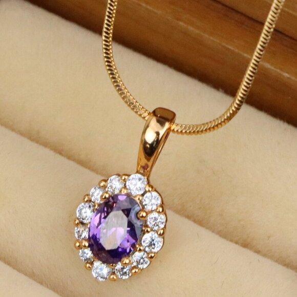 "Purple Oval Pendant with Halo in Gold-Plated Brass – Delicate Glamour, XPPT1816 - Picture 1 of 13